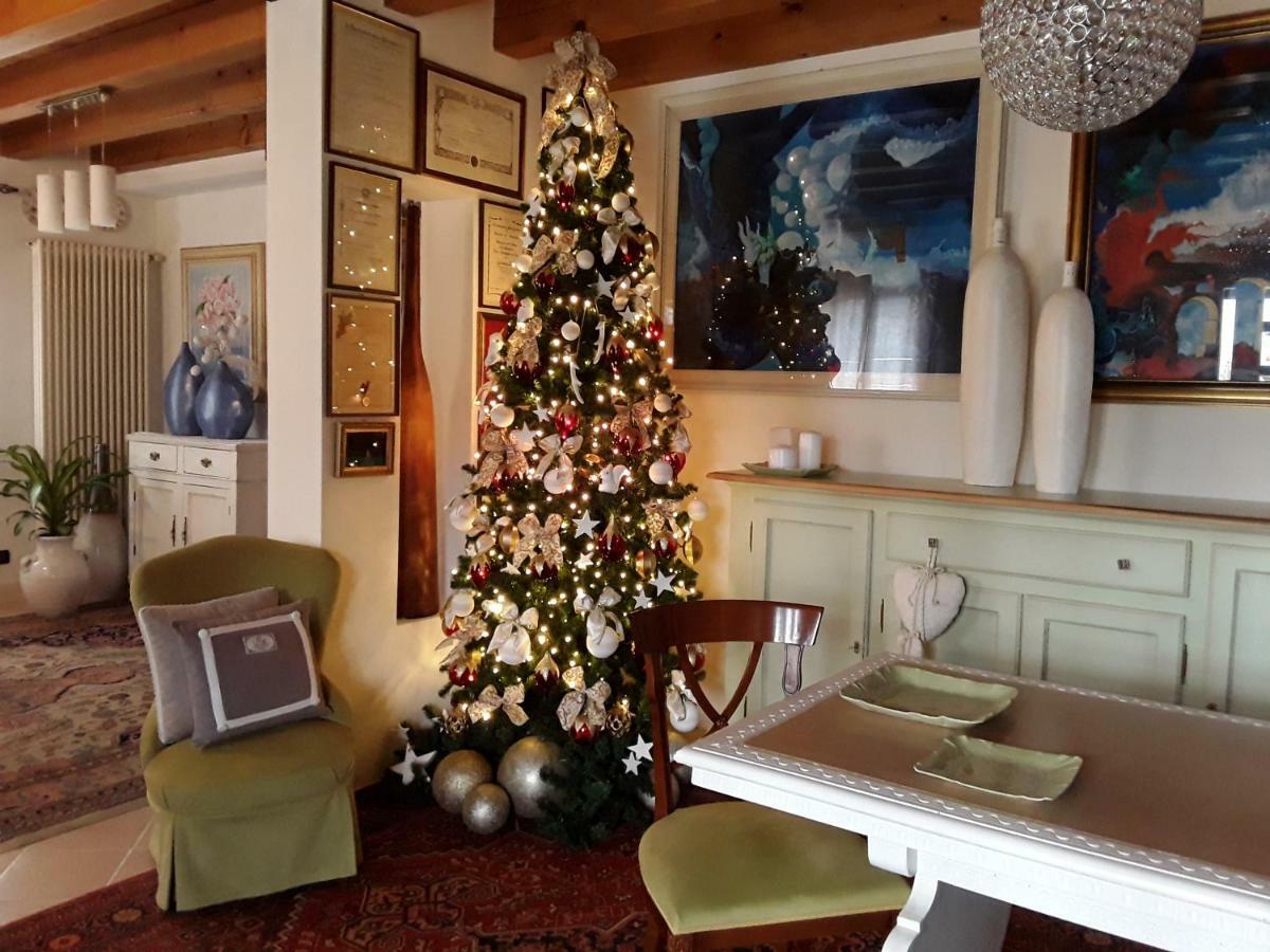 Locanda Bellavista Cavaso Del Tomba ภายนอก รูปภาพ
